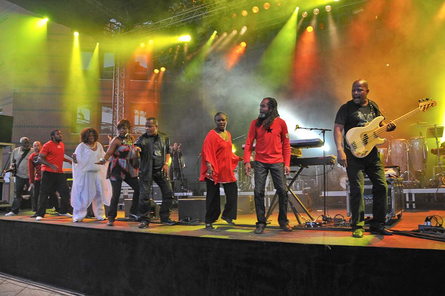 Fete de la Musique Evry 2009 - Kassav 337.jpg